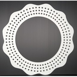 GE Wreath 24" | Spinners and Wreaths