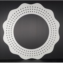 GE Wreath 32" | Spinners and Wreaths